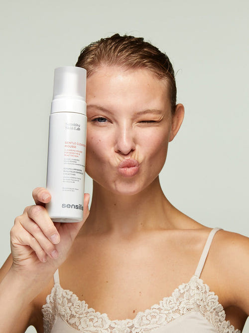 SSS Gentle Cleansing Mousse 200 ML en uso