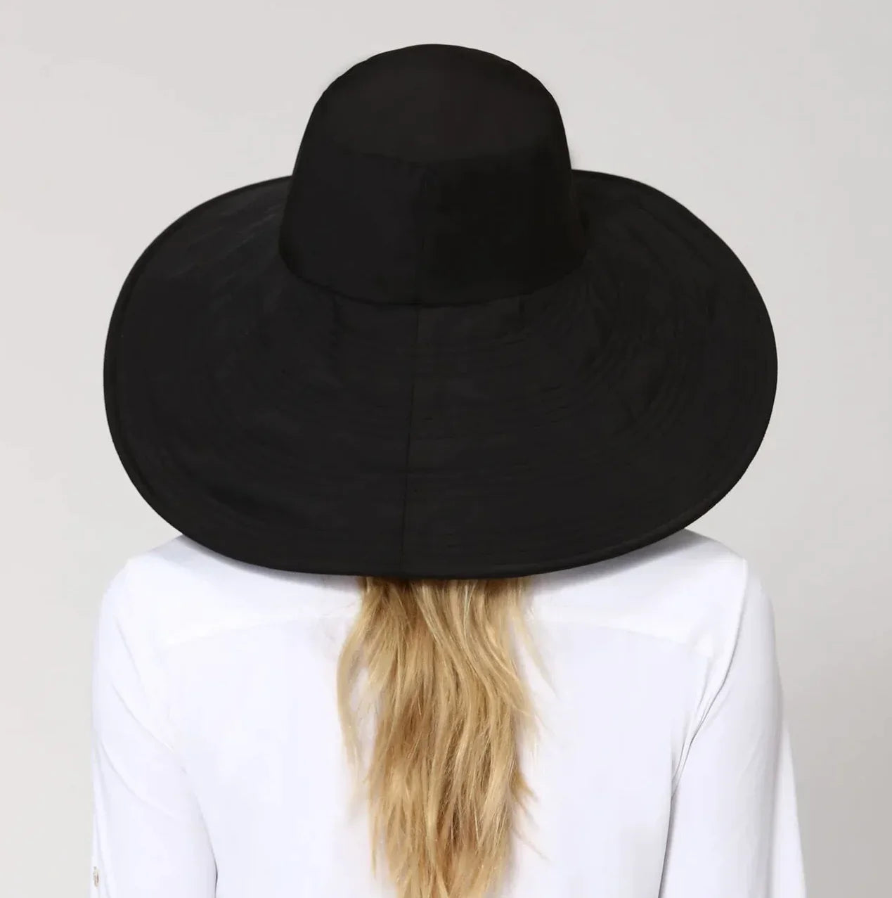 UVLINE SOMBRERO BEVERLY HILLS NEGRO