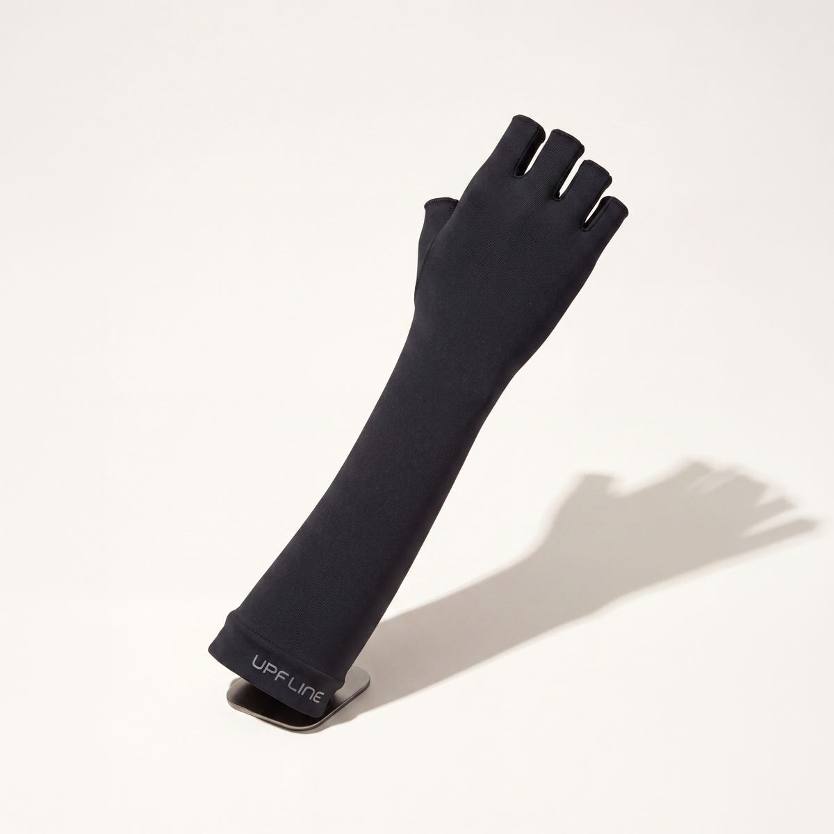 UV.LINE Guantes Manga Larga Color Negro | Naturae